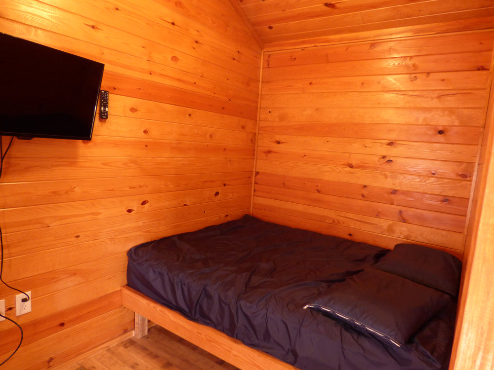 Big Bear Cottage | Yogi Bear's Jellystone Park™ Camp-Resort | South Haven, MI