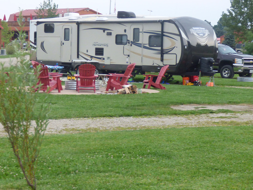 Premium Campsite Friends & Family | Yogi Bear's Jellystone Park™ Camp-Resort | South Haven, MI