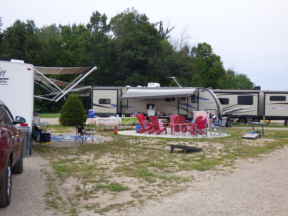 Premium Campsite Friends & Family | Yogi Bear's Jellystone Park™ Camp-Resort | South Haven, MI