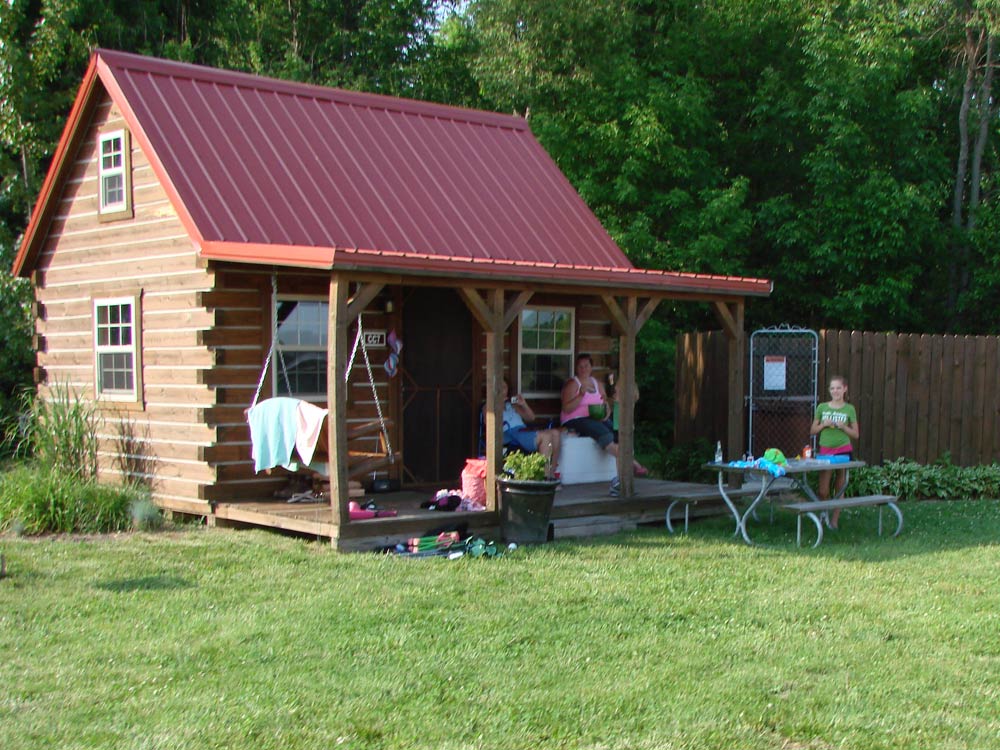 Regular Cabin with Loft and Hot Tub